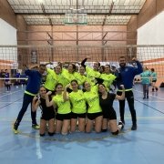 Uno de los equipos del Club Voleibol JVSevilla.